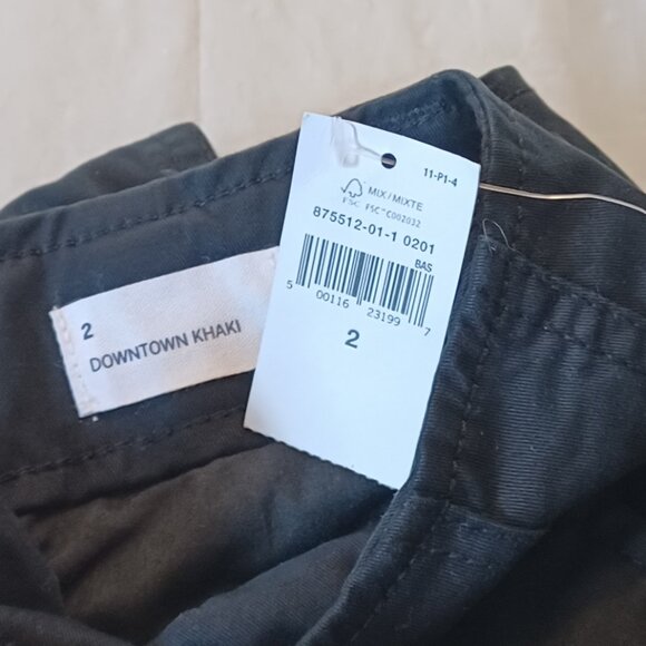 NWT Black GAP Factory Mid-Rise Downtown Khakis - Picture 8 of 14